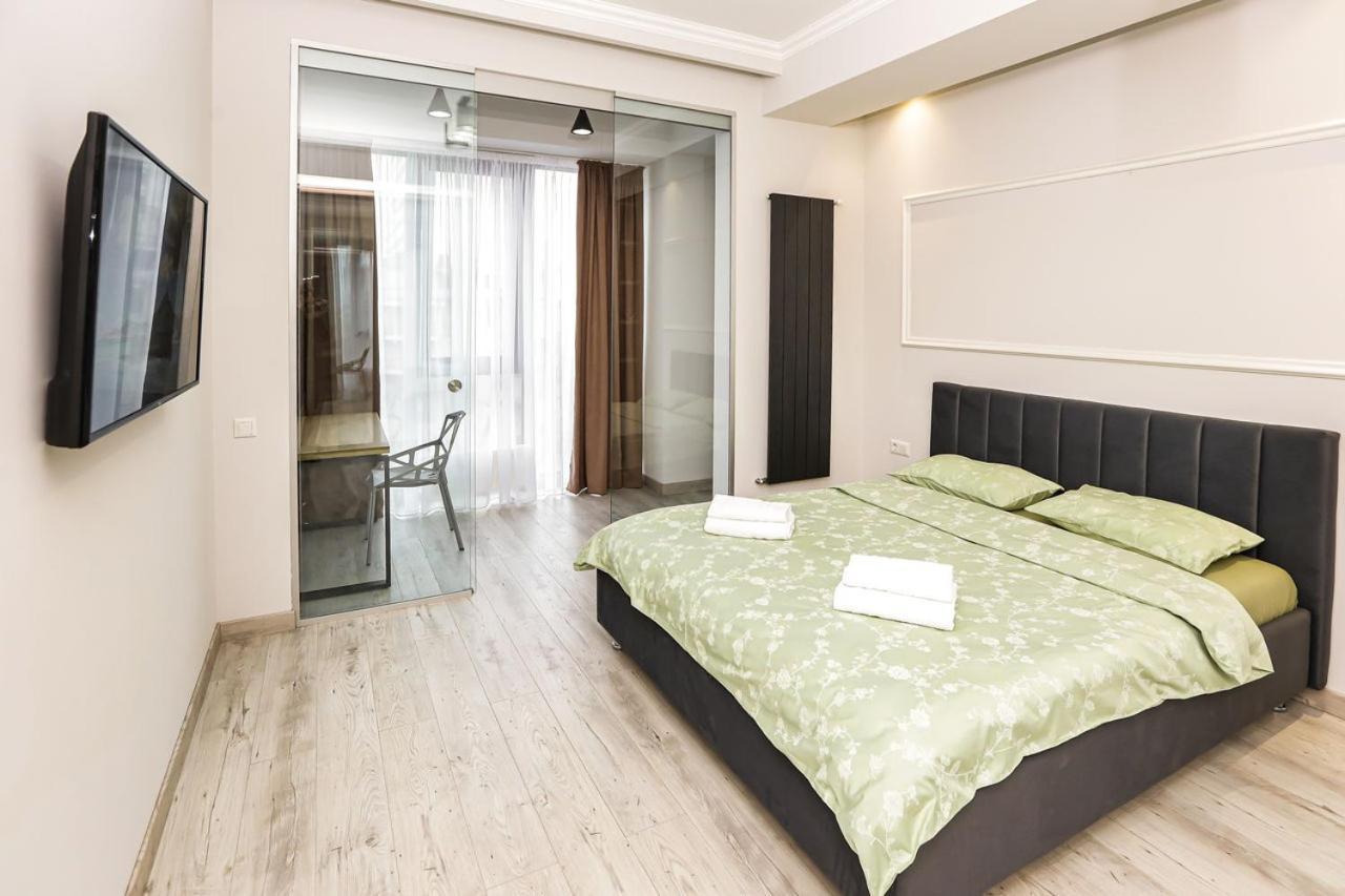 Double Skyhouse Exclusive Apartments Chisináu Exterior foto