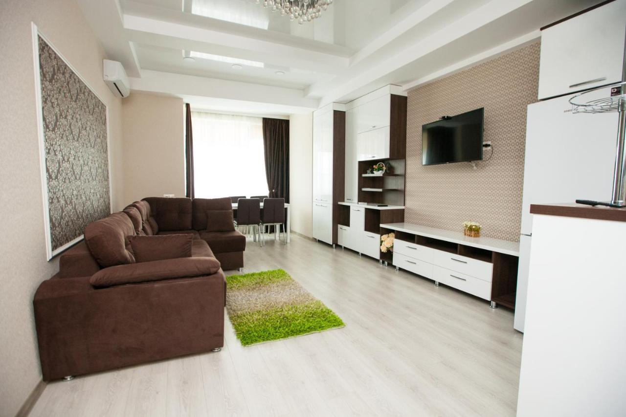 Double Skyhouse Exclusive Apartments Chisináu Exterior foto